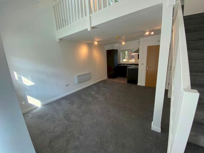 1 Bedroom Flat To Rent In Highlanders Hill, Mansfield, NG18