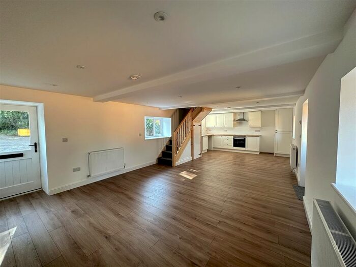 2 Bedroom Property To Rent In Court Farm, Marksbury, Bath, BA2