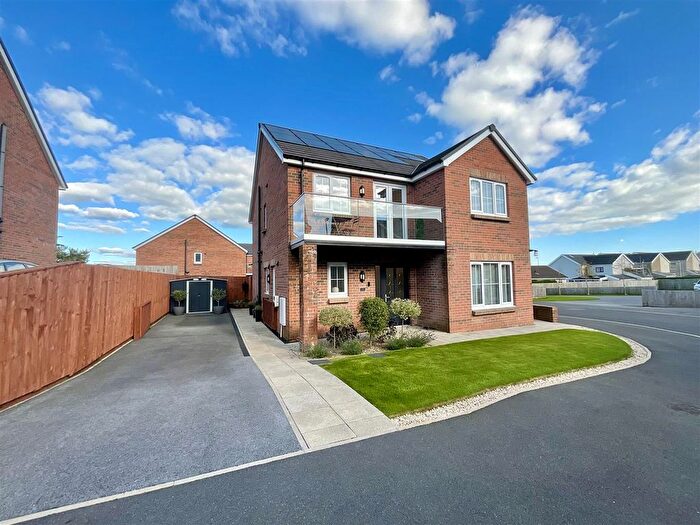 4 Bedroom Detached House For Sale In Clos Clement, Five Roads, Llanelli, SA15