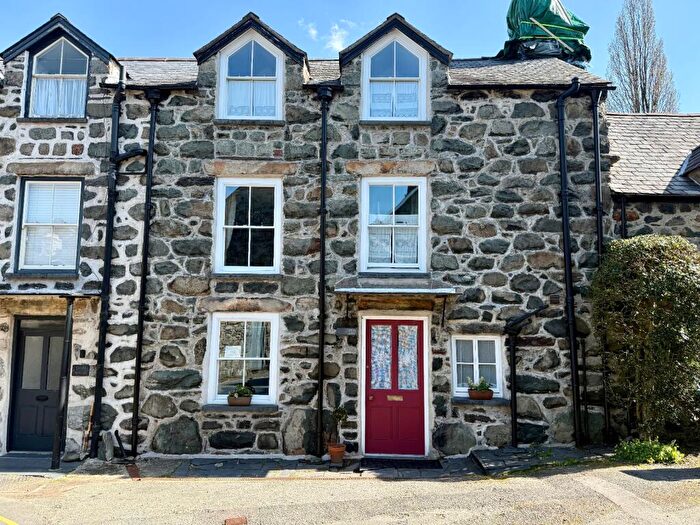3 Bedroom Terraced House For Sale In Tanrhiw, Meyrick Street, Dolgellau, LL40