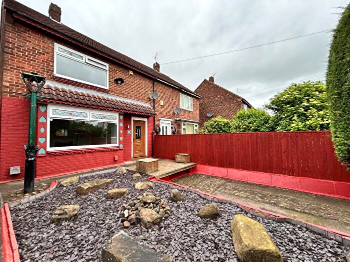 2 Bedroom Semi-Detached House For Sale In Ash Grove, Shildon, DL4