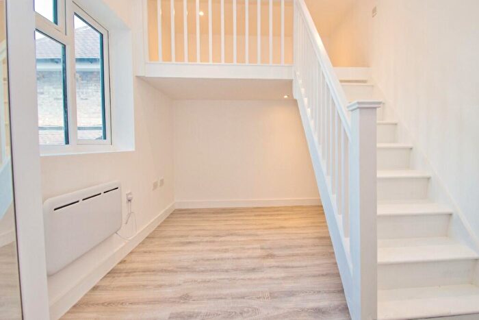 Studio To Rent In Shaftesbury Avenue, Harrow, Middlesex, HA2