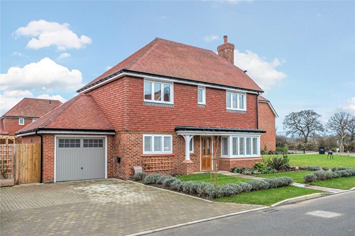 3 Bedroom Detached House To Rent In Bens Wood Lane, West Horsley, Leatherhead, KT24