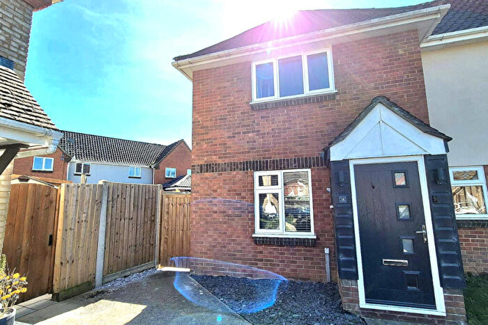 2 Bedroom End Of Terrace House For Sale In Wheatfields, Thurston, IP31