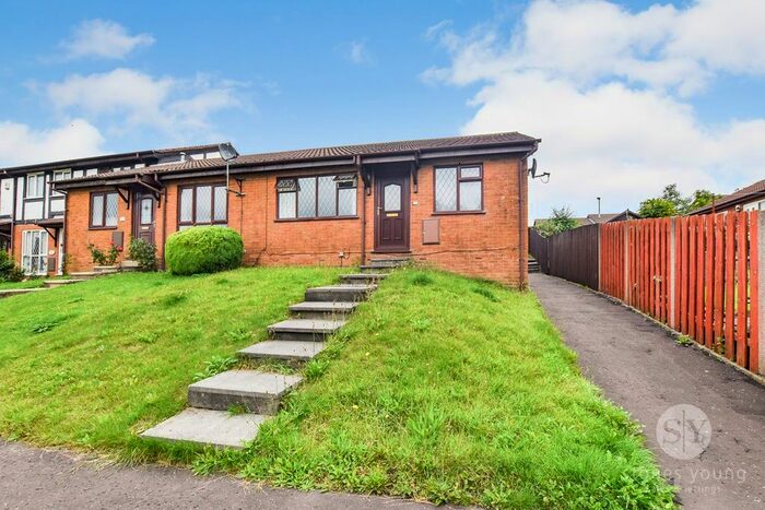 2 Bedroom Semi-Detached Bungalow To Rent In Highbank, Blackburn, BB1