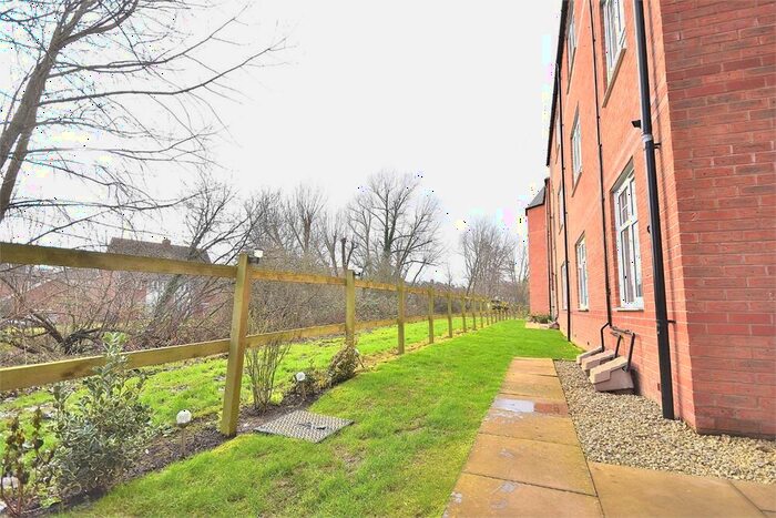 2 Bedroom Apartment To Rent In Wildacre Drive, Northampton, NN3