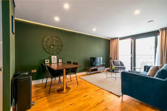 2 Bedroom Flat To Rent In Northdown Street, London, N1
