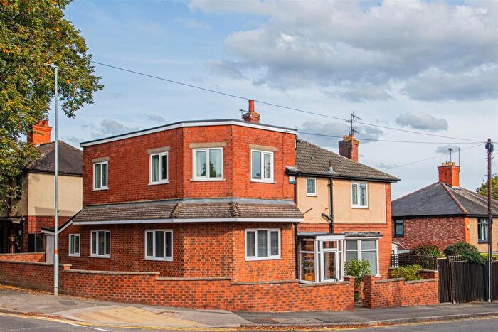 5 Bedroom Detached House For Sale In Pitt Street, Wellingborough, NN8