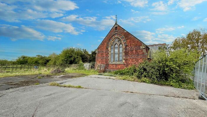 Land For Sale In Moss House Lane, Much Hoole, PR4