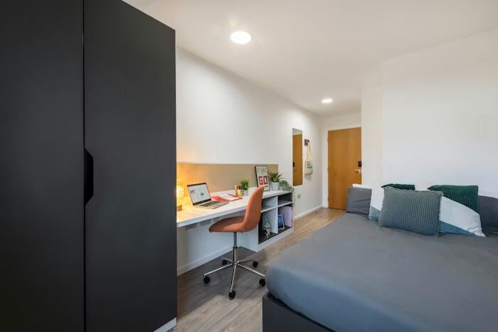 1 Bedroom Flat To Rent In Wharf View, Chester, CH1