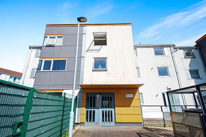 1 Bedroom Flat To Rent In Beardsfield, London, E13