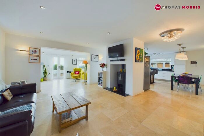 4 Bedroom Detached House For Sale In Doddington Road, Benwick, March, Cambridgeshire, PE15