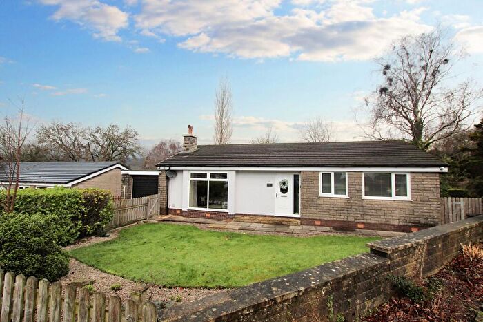3 Bedroom Detached Bungalow To Rent In Harvelin Park, Todmorden, OL14
