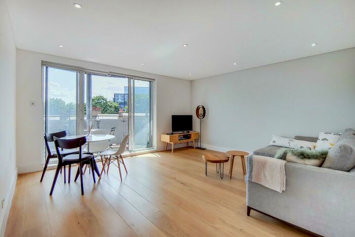 1 Bedroom Flat To Rent In Angel Southside, Owen Street, EC1V