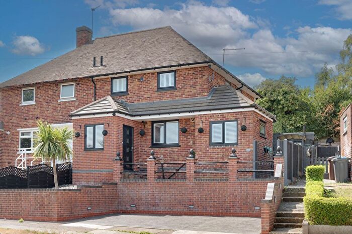 3 Bedroom Semi-Detached House For Sale In Stradbroke Drive, Sheffield, S13
