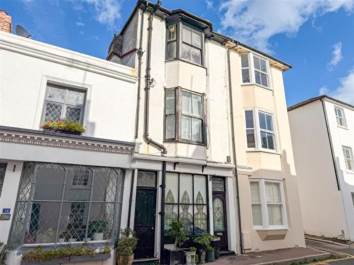 4 Bedroom Block Of Flats For Sale In Cross Street, Hove, BN3