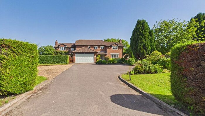 6 Bedroom Detached House For Sale In Grange Road, Old Netley, Bursledon, SO31