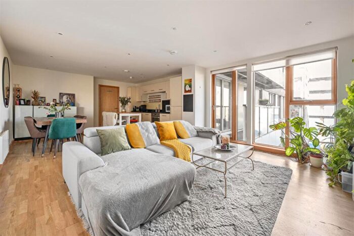 2 Bedroom Flat For Sale In Wick Lane, Fish Island, E3