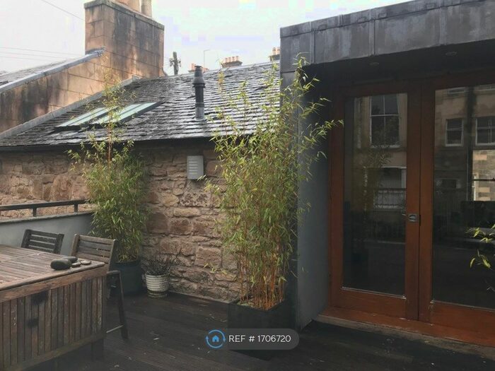 2 Bedroom Terraced House To Rent In Woodside Terrace Lane, Glasgow, G3