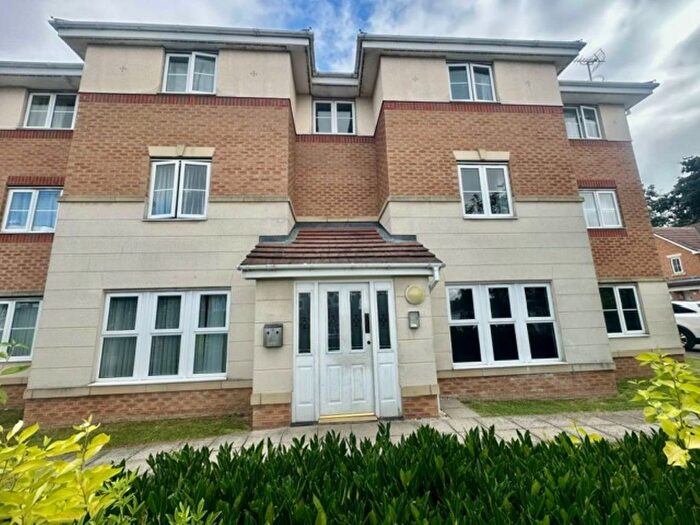 2 Bedroom Flat To Rent In Pennyfields, Bolton Upon Dearne, Barnsley, S63