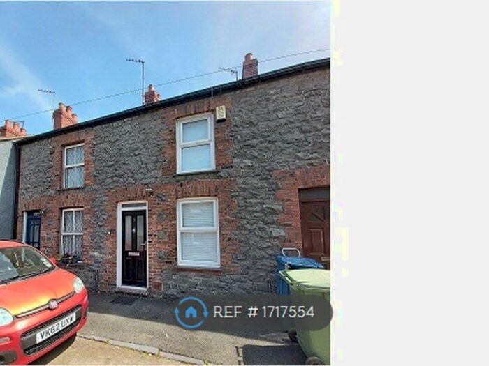 2 Bedroom Terraced House To Rent In Tan Y Graig, Bangor, LL57