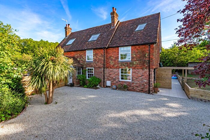 4 Bedroom Cottage For Sale In Wallcrouch, East Sussex, TN5