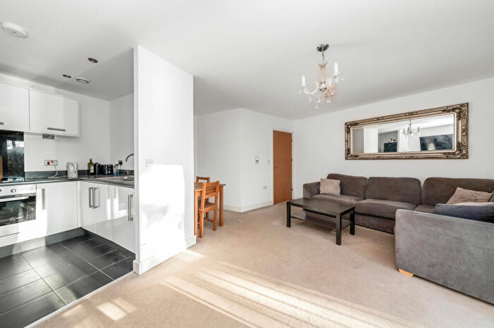 1 Bedroom Apartment For Sale In Fairthorn Road, Charlton, SE7