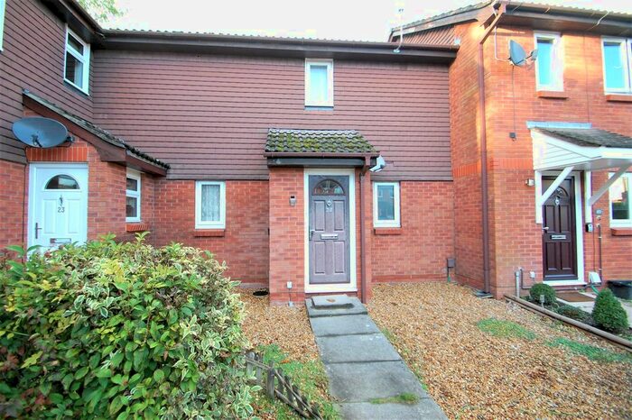2 Bedroom Terraced House To Rent In Dukes Close, Petersfield GU32