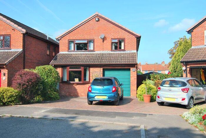 3 Bedroom Detached House To Rent In Podsmead Place, Gloucester, GL1
