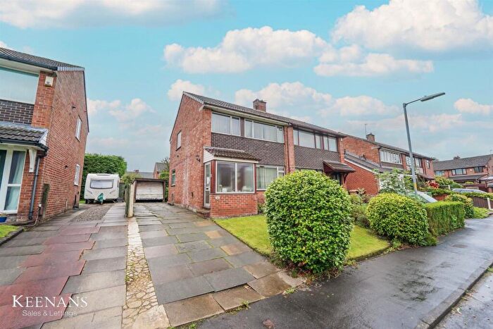 3 Bedroom Semi-Detached House For Sale In Stoneleigh Drive, Radcliffe, Manchester, M26