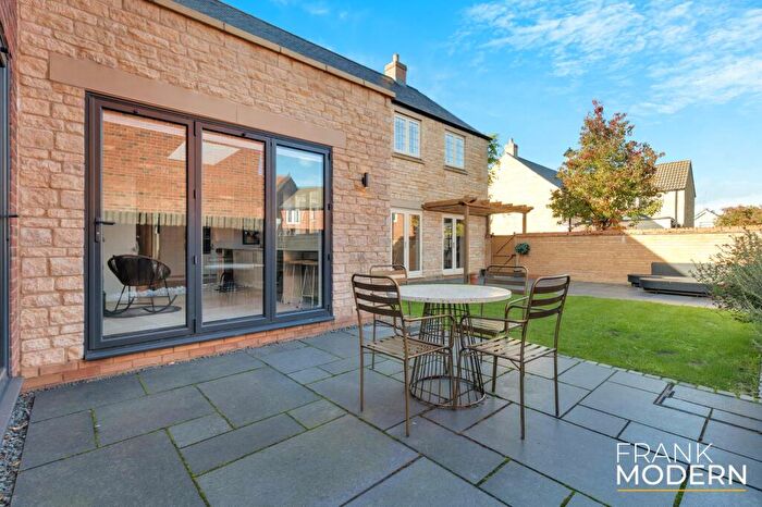 4 Bedroom Detached House For Sale In Stamford Lane, Warmington, PE8