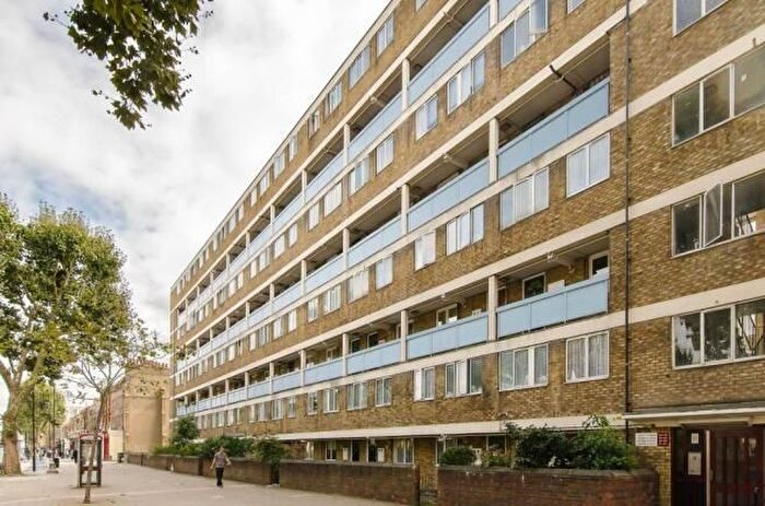 2 Bedroom Flat For Sale In O'leary Square, London, E1
