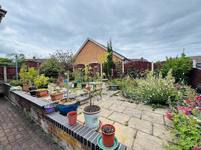 2 Bedroom Detached Bungalow For Sale In Hillside, Findern, Derby, DE65