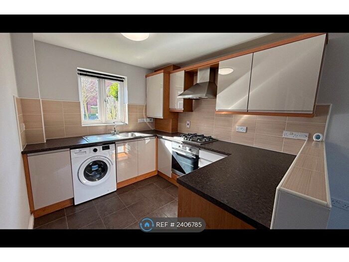 2 Bedroom Flat To Rent In Cottams Close, Wigston, LE18