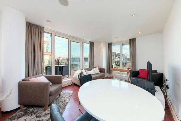 2 Bedroom Flat To Rent In Peninsula Apartments, London, W2