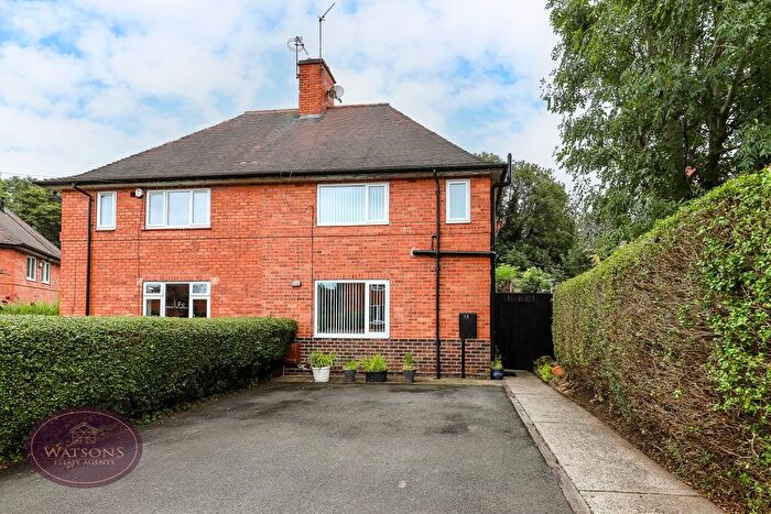 3 Bedroom Semi-Detached House For Sale In Halstead Close, Nottingham, NG8