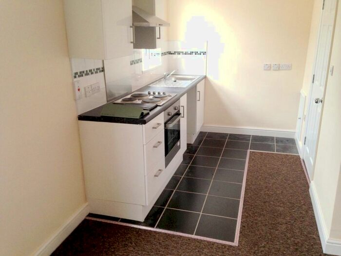 Studio To Rent In Glenfield Road, Leicester, LE3