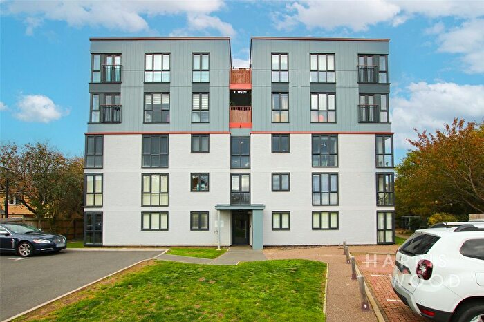 2 Bedroom Flat To Rent In Baronswood Way, Colchester, Essex, CO2