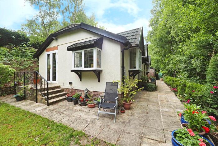 2 Bedroom Park Home For Sale In Cupola Park, Whatstandwell, Matlock, DE4