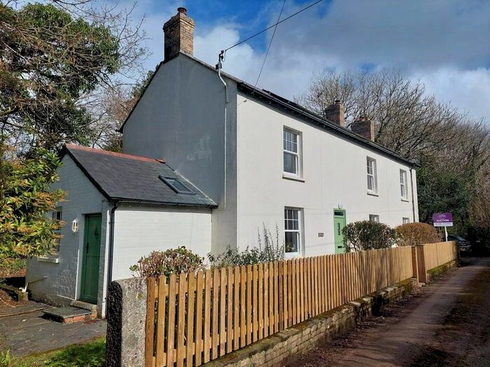 4 Bedroom Detached House For Sale In Tredinnick Pits, Bodmin, Cornwall, PL30