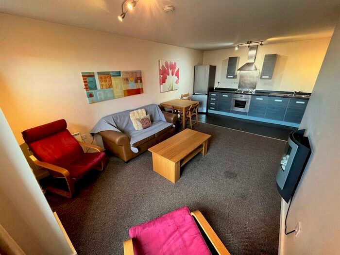 2 Bedroom Flat To Rent In City Gate IIl, Blantyre Street, Castlefield, M15