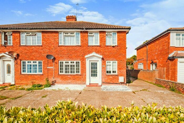 2 Bedroom Flat To Rent In Ashacre Lane, Worthing, BN13