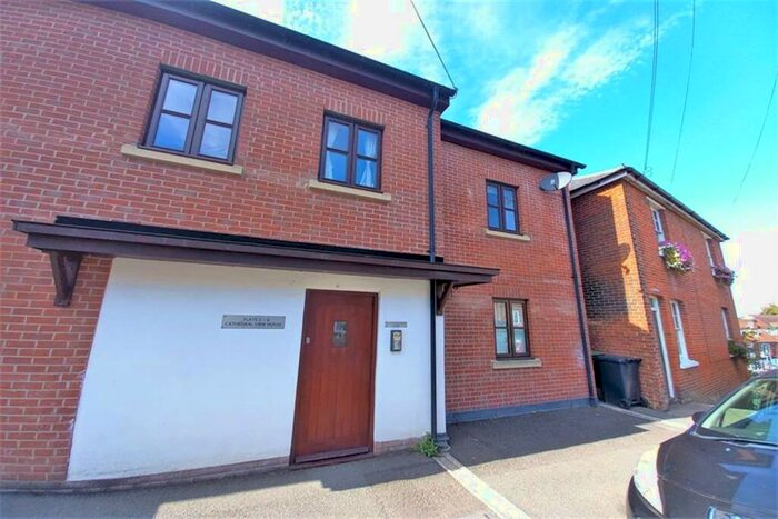 1 Bedroom Flat To Rent In Winchester City Centre, SO23