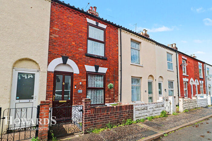 3 Bedroom Terraced House For Sale In East Road, Great Yarmouth, NR30