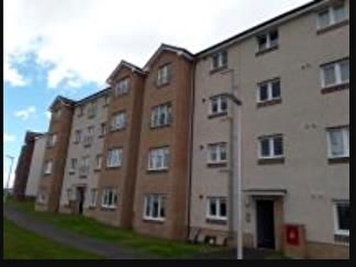 2 Bedroom Flat To Rent In Black Loch Place, Dunfermline, KY11