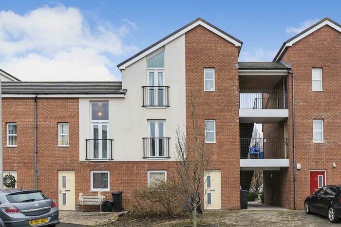 1 Bedroom Flat For Sale In Clos Cwm Golau, Merthyr Tydfil CF47
