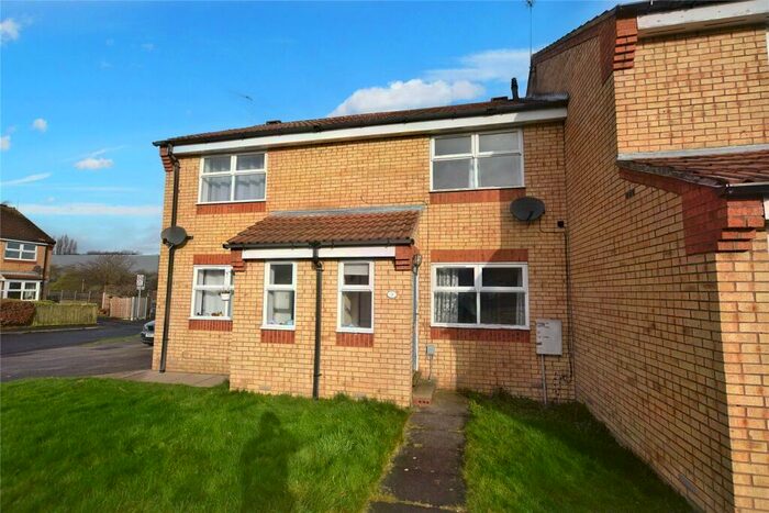 2 Bedroom Town House To Rent In Owl Ridge, Morley, Leeds, West Yorkshire, LS27