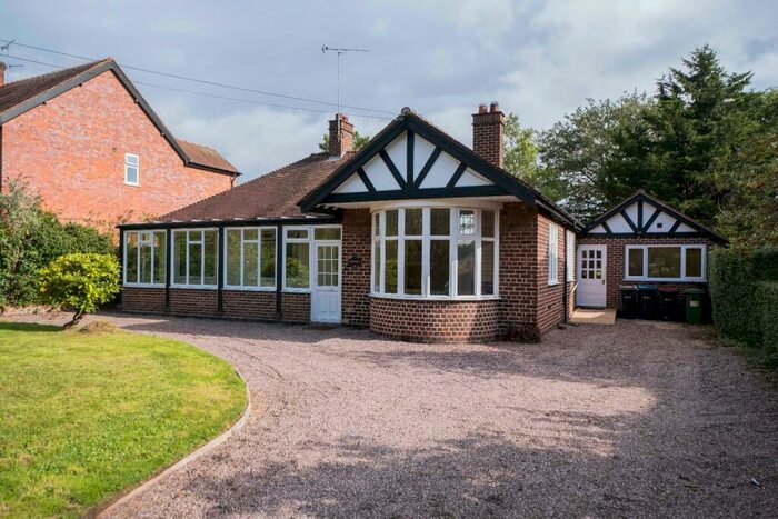 4 Bedroom Detached Bungalow To Rent In Nantwich Road, Tarporley, CW6