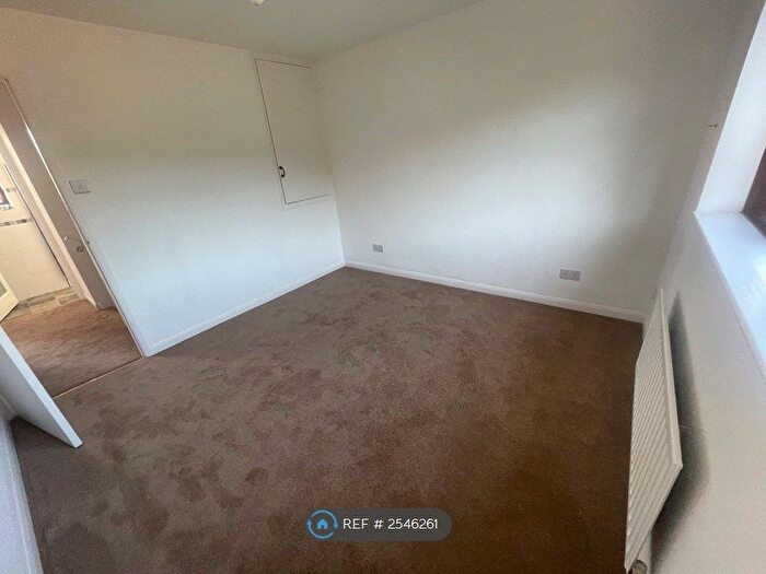 3 Bedroom Semi-Detached House To Rent In Rhyme Hall Mews, Fawley, Southampton, SO45