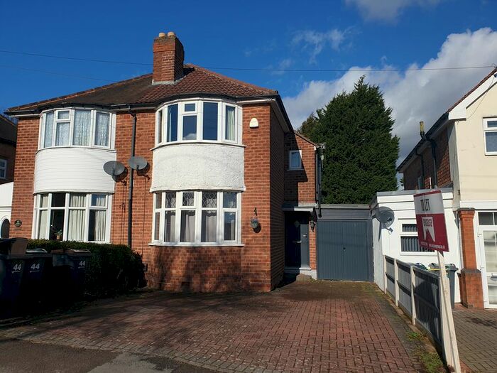 2 Bedroom Semi-Detached House To Rent In Brays Road, Sheldon, Birmingham, B26